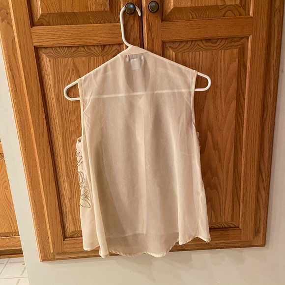 Bar III Beaded tank button up - Picture 3 of 3